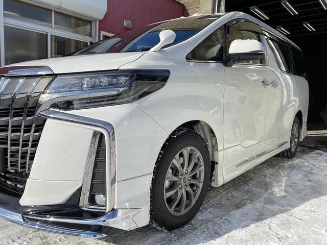 【現行アルファードフォグ交換】　純正が暗いのでユニット＆LEDをまるごと交換
ホワイトorイエローにカラーチェンジ可能です　札幌市東区　LED交換
