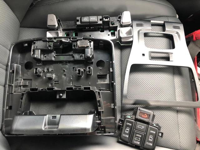 【現行アルファードのルームランプ交換】　エグゼクティヴラウンジ　ルームランプ交換
札幌市東区