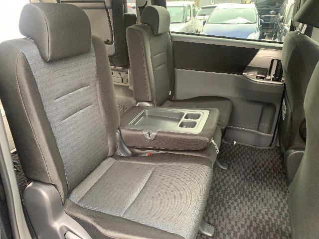 トヨタ　VOXY プライスダウン