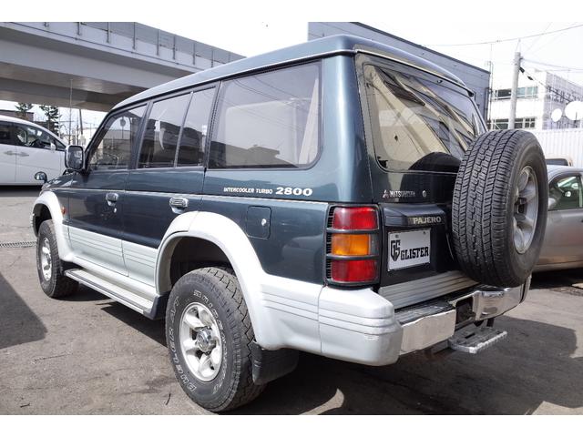 三菱パジェロ　入庫