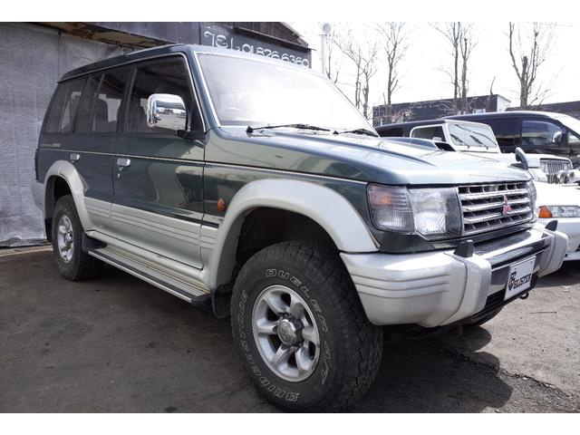 三菱パジェロ　入庫