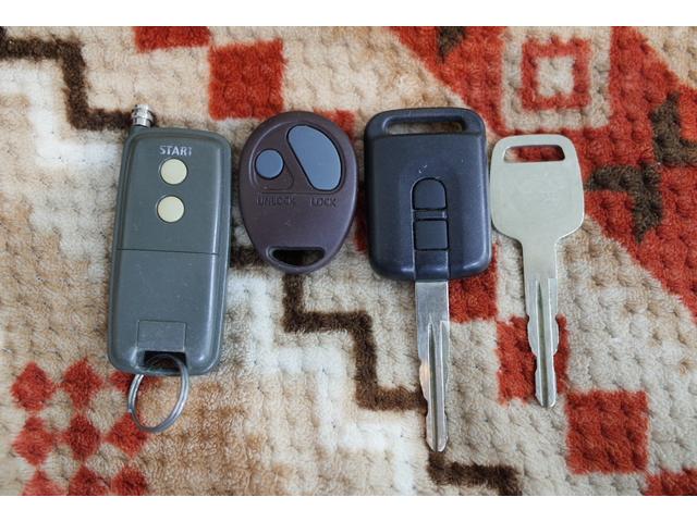 日産　ウイングロ-ド　入庫