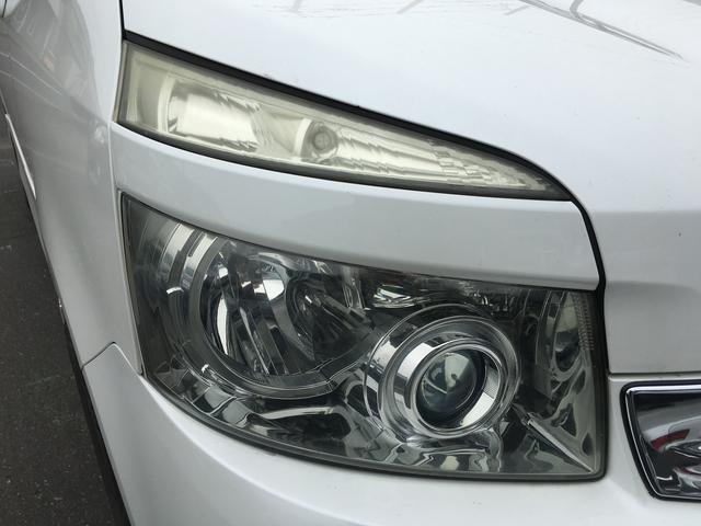 75 ヴォクシー　ヘットライトクリーニング