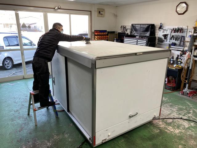 ラプターライナー 塗装　軽トラック　荷台コンテナ　ハイゼット　軽トラック　荷台　コンテナ　苫小牧　軽トラ　カスタム　グローライズ