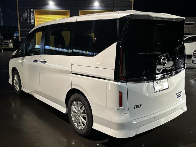 新車セレナ　鏡面研磨　コーティング　苫小牧グローライズ