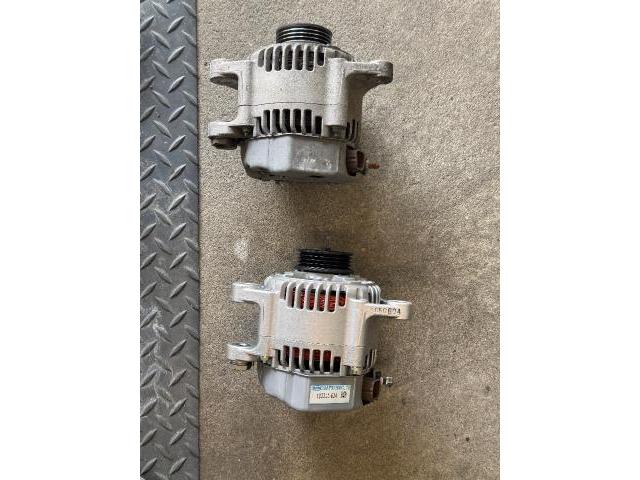 ダイハツ　ムーヴ　H25年　LA110S　電装系修理 オルタネーター交換