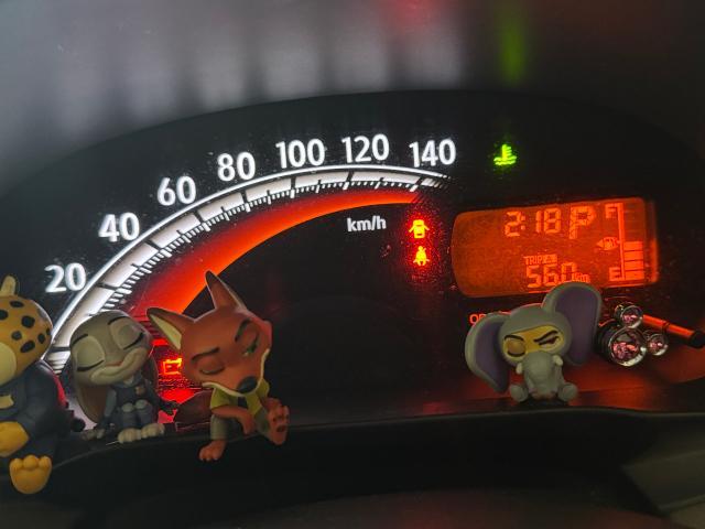 ダイハツ　ムーヴ　H25年　LA110S　電装系修理 オルタネーター交換