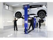 【サービス工場内】
