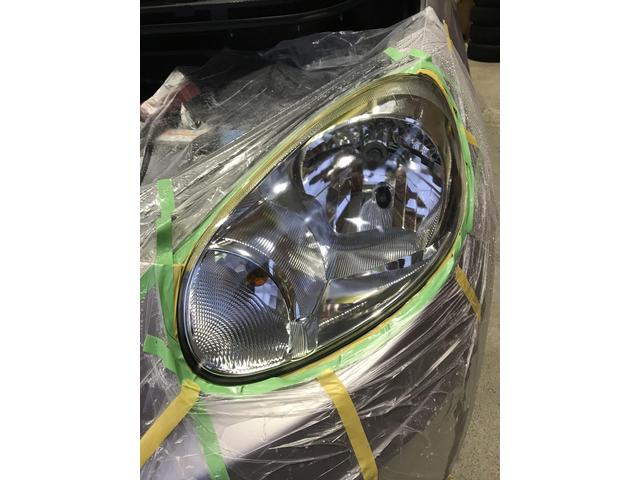 日産マーチ　ヘッドライトのリフレッシュ！