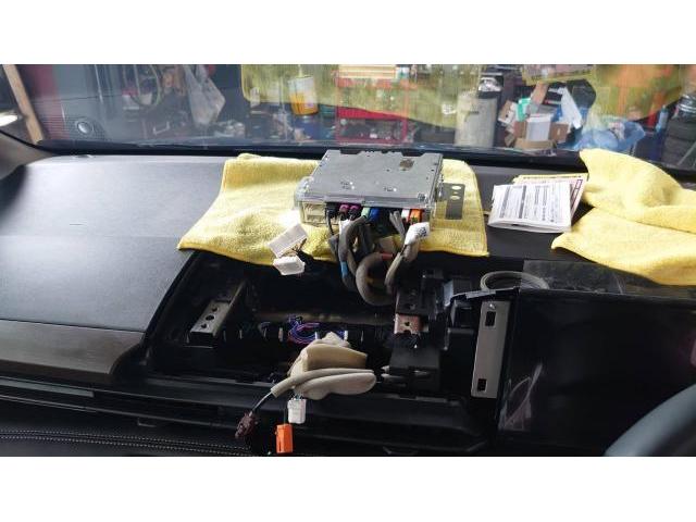 ファミリーカー必須！テレビキット取付で快適ドライブ！
日産　セレナ　テレビキット取付　函館市　北斗市　七飯町