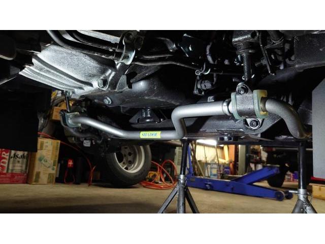 旅の安心を取り戻す！キャンピングカーの足回り整備！
トヨタ　カムロードCREAキャンピングカー　サスペンション・足回りパーツ取替　函館市　北斗市　七飯町