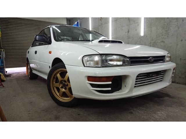 スタッフ紹介1