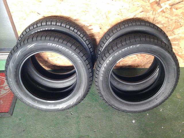 持ち込みタイヤ組み換え 155/65R14 4本