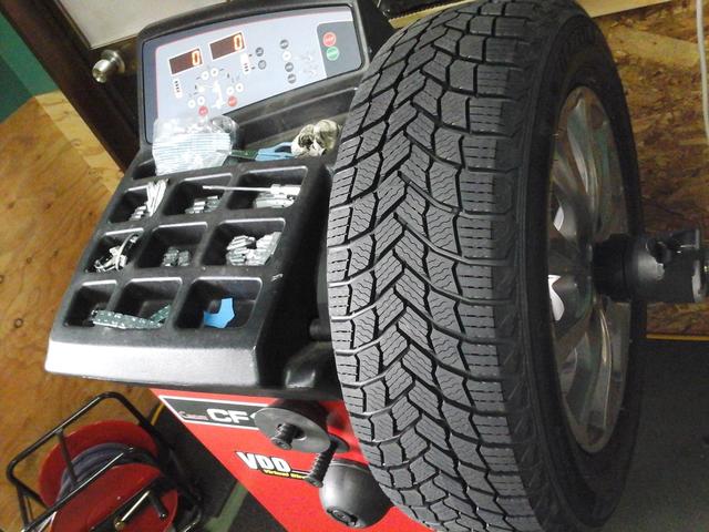 直送タイヤ組み換え　195/65Ｒ15　4本