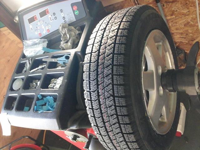 持ち込みタイヤ組み換え　155/65Ｒ13　4本