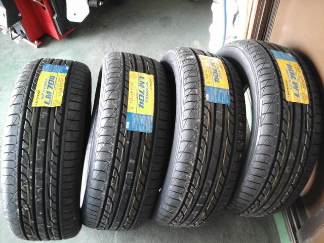 持ち込みホイールにタイヤ組込　225/55Ｒ17　４本