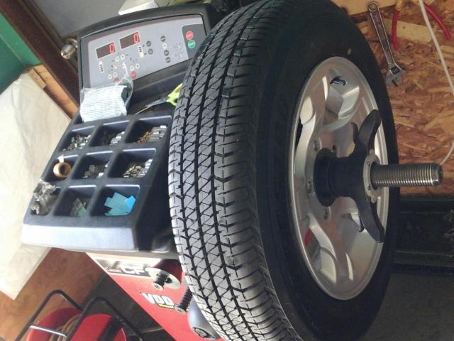 電話予約の持ち込みタイヤ組込　175/80Ｒ16　４本