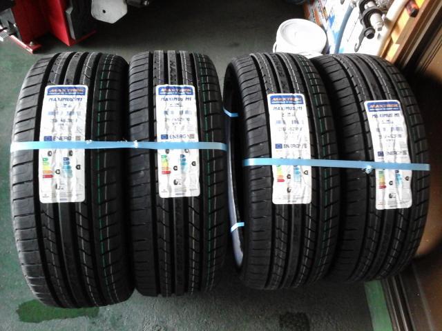 ＡＵＴＯＷＡＹ直送タイヤ組み換え　215/45Ｒ18　4本 『ネットで買ったタイヤは、専門店のＡＵＴＯ３８にお任せください。』