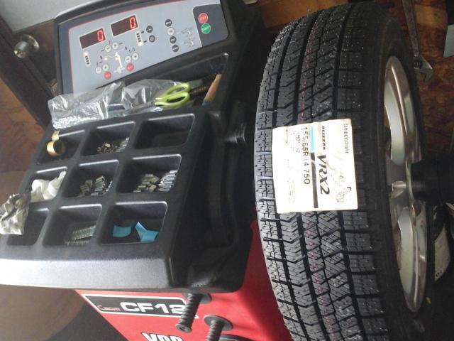 グーネットピット オンライン予約の直送タイヤ組み換え 155/65R14 ４本