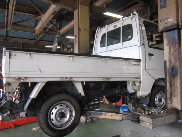 スバル　サンバートラック　中古車販売　車検整備　車内清掃　ボディ磨き　群馬県　渋川市　吉岡町　北群馬郡　吾妻郡　前橋市　子持　赤城　北橘　伊香保　小野上　金井