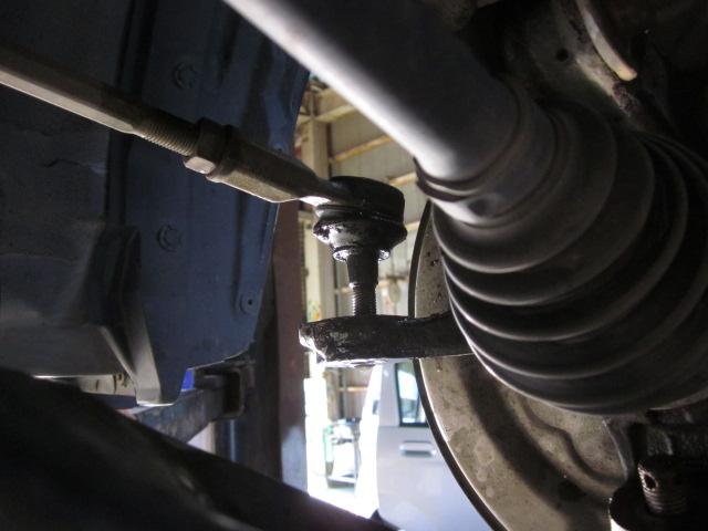 ダイハツ　ミラ　車検　オイル交換　オイルフィルター交換　タイロッドエンドブーツ取替　群馬県　渋川市　吉岡町　北群馬郡　北毛　吾妻郡　前橋市　子持　赤城　北橘　伊香保　小野上　金井