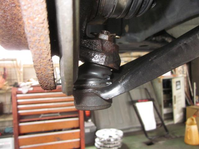 ダイハツ　ミラ　車検　オイル交換　オイルフィルター交換　タイロッドエンドブーツ取替　群馬県　渋川市　吉岡町　北群馬郡　北毛　吾妻郡　前橋市　子持　赤城　北橘　伊香保　小野上　金井