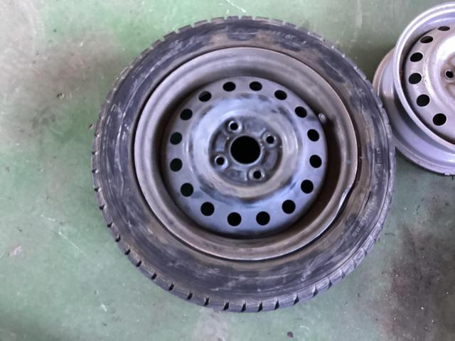 スバル　プレオ　タイヤパンク修理　タイヤ交換　平成２４年式　２０１２年式　Ｌ２８５Ｆ　群馬県　渋川市