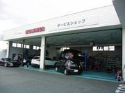 室内展示場には希少車をはじめとしたマツダの良質車を展示中！