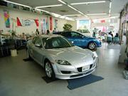 本社向かいにスズキのアリーナ店もございます！スズキの新車を中心に販売致しております！