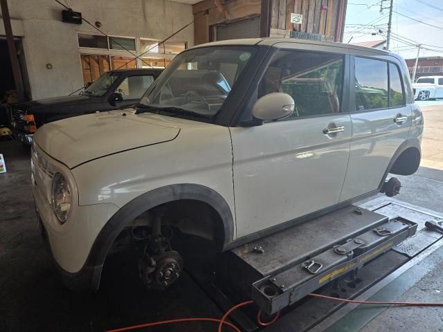 スズキ　アルトラパン　ホイール・タイヤ交換承りました。茨城県つくば市修理認証工場、国産車、外車、アメ車、パーツ持ち込み取り付け(一部取付不可)車検、修理、板金塗装、カスタムのことならお任せください。