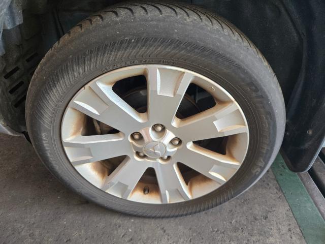 三菱　デリカＤ：５　ホイール・タイヤ交換承りました。茨城県つくば市修理認証工場、国産車、外車、アメ車、パーツ持ち込み取り付け(一部取付不可)車検、修理、板金塗装、カスタムのことならお任せください。