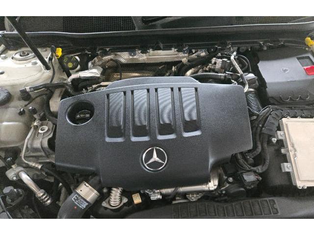 メルセデス・ベンツ　ＣＬＡクラス　ディーゼル車用(オイル交換)承りました。茨城県つくば市修理認証工場、国産車、外車、アメ車、パーツ持ち込み取り付け(一部取付不可)車検、修理、板金塗装、カスタムのことならお任せください。