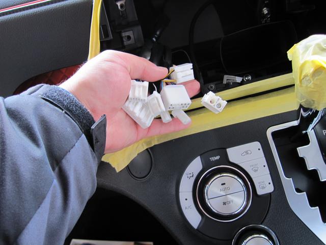 新型　シエンタ　ナビ　ＥＴＣ　取り付け　水戸市　お任せあれ