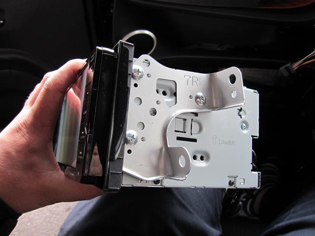 新型　シエンタ　ナビ　ＥＴＣ　取り付け　水戸市　お任せあれ