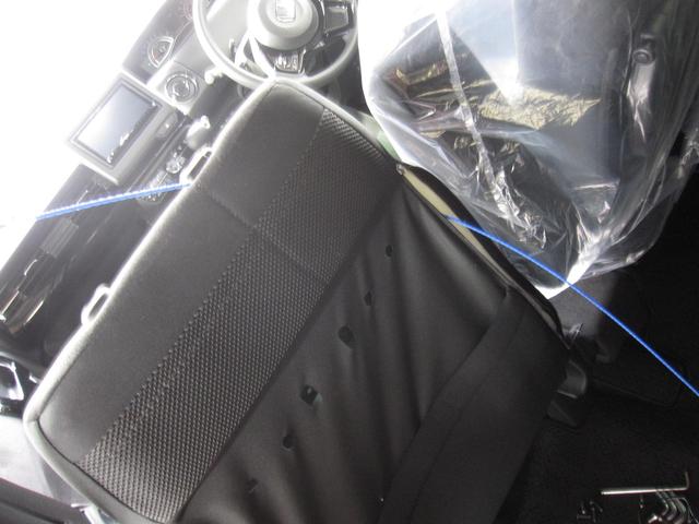 常陸大宮市S様　NBOX　カスタム　リアモニター取付