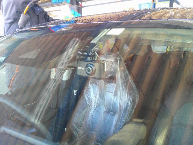 水戸市M様　ニッサン　オーラ　ドラレコ前後　取付