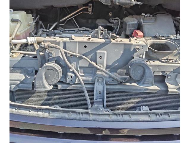 水戸市K様　トヨタ　ヴェルファイア　ホーン取り外し