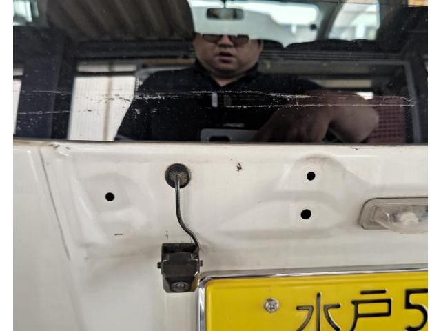 水戸市O様　ムーヴ　バックカメラ固定　販売車の架装