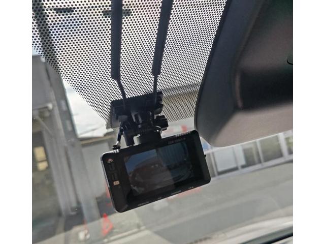 水戸市O様　トヨタ　ノア　ドライブレコーダー前後　テレビキット取付　販売車の架装