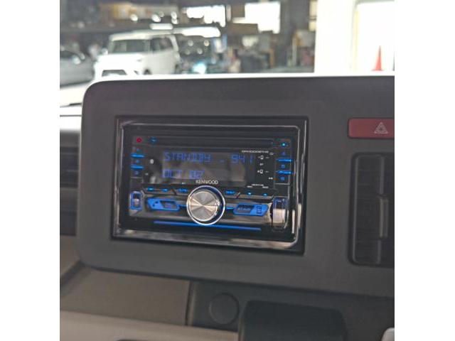 水戸市T様　スズキ　スペーシア　ドラレコ前後　CDデッキ取付　販売車の架装作業です