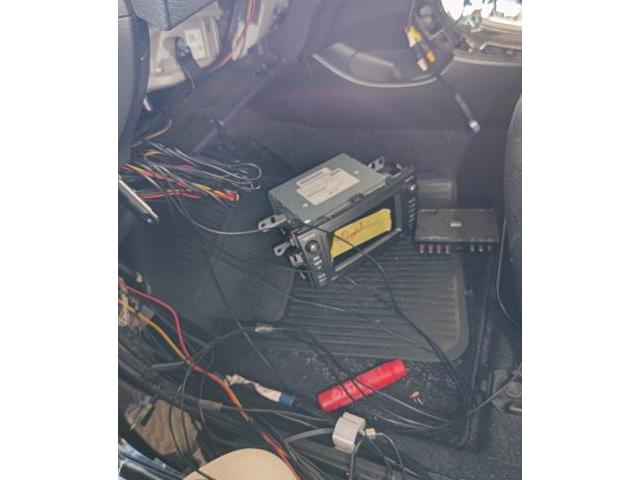 水戸市K様　トヨタ　カローラフィールダー　ナビ交換　弊社で部品をご用意しました