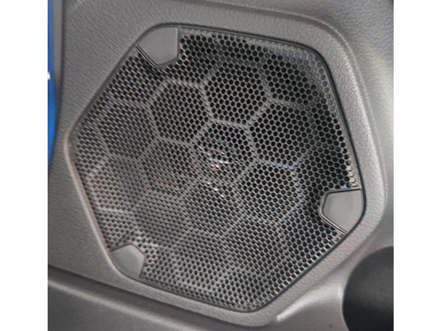 水戸市K様　スズキ　クロスビー　ナビ　バックカメラ　ドラレコ前後　ETC マッドフラップ　スピーカー前後　取付　販売車の架装作業です