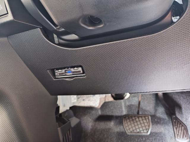 水戸市O様　ダイハツ　タント　ナビ　ドラレコ前後　ETC取付　販売車の架装作業です