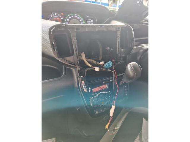 水戸市M様　スズキ　ソリオバンディット　ドラレコ前後　ディスプレイオーディオ取付　販売車の架装作業です