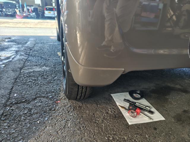 水戸市M様　スズキ　ワゴンＲスマイル　販売車の架装作業です