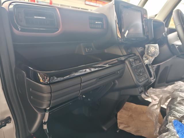 常陸太田市k様　スズキ　スペーシアカスタム　CDプレーヤー　取付　販売車の架装作業です