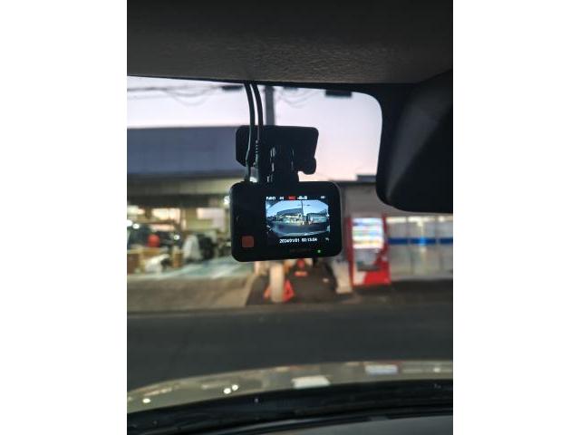 那珂市N様　スズキ　ソリオ　ドライブレコーダー前後　ETC取付　販売車の架装作業です