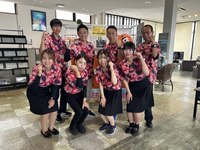 スタッフ紹介1