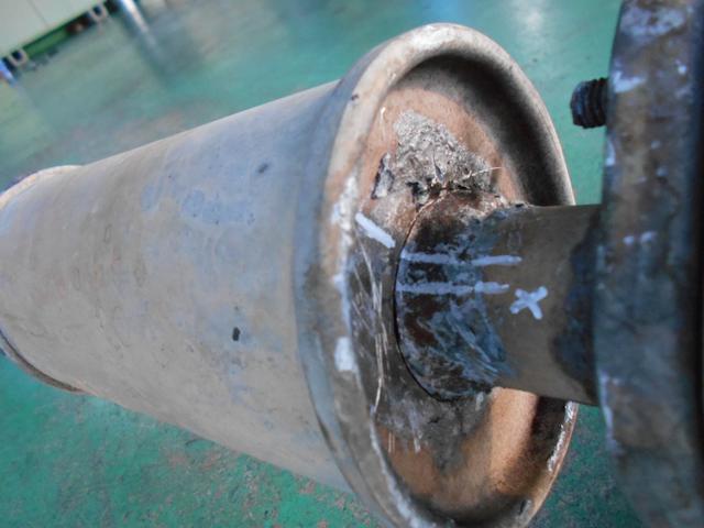 マフラー　腐食で折れた　排気漏れ　電気溶接　ガス溶接　マフラー修理　部品交換なし　工賃安い　水戸　ひたちなか　那珂　