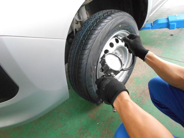 タイヤ交換　プロボックスハイブリッド　当店にタイヤ直送で取付　輸入タイヤ取り扱いしてます　脱着工賃安い　エアバルブ　タイヤ破棄　工賃安い